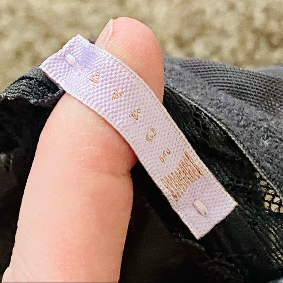 EUC Savage X Fenty Gray Floral Lace Logo Unlined Bralette - Picture 11 of 16